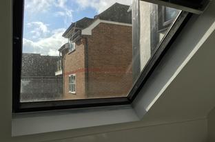 VELUX renovation service paint / oil / stain. ROTO and VELUX ROOF WINDOW SPECIALIST INSTALLERS, REPAIRS, RENOVATING, RE-GLAZING, REPLACEMENTS AND INSTALLING. COVERING; LONDON, ESSEX, MIDDLESEX, HERTFORDSHIRE, BEDFORDSHIRE AND BEYOND