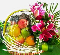 Giỏ quả kèm hoa