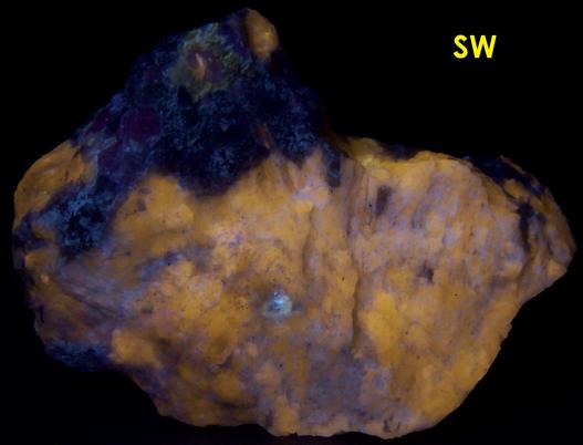 fluorescent Marialite-Meionite Scapolite Wernerite, Muscovite, Pyrite, Limonite, Grenville Scapolite Prospect, Grenville-sur-la-Rouge, Argenteuil RCM, Laurentides, Quebec, Canada