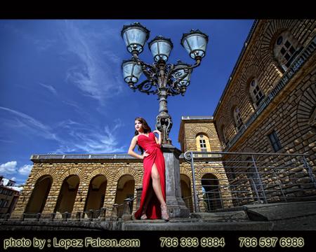 Florence Quinceanera Photography Quince Photo Shoot in Florence Italy Quince Firenze Video Florence Quinces Dresses in Florence Fotos de Quince en Florencia Italia Fotografo para Quinceanera Vestidos de 15 Fifteens Pictures Sweet 16 15 Quince Photographer in Florence Italy