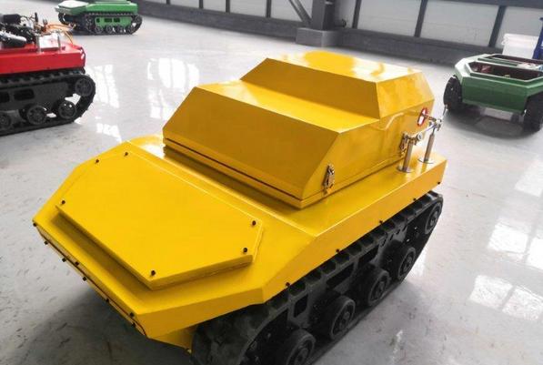 Unmanned Rubber tracked remote control disinfectant sprayer