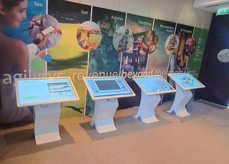 Information Interactive Touchscreen Totem Kiosk Rental Dubai l TECHONRENT.UAE