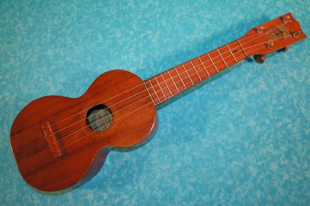 Kumalae Ukulele Carl Fischer Ney York