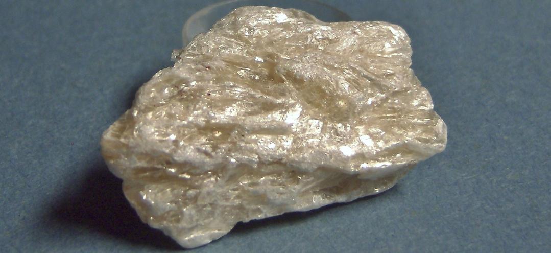 fluorescing white TALC - Balmat, Balmat-Edwards Zinc District, St. Lawrence County, New York, USA