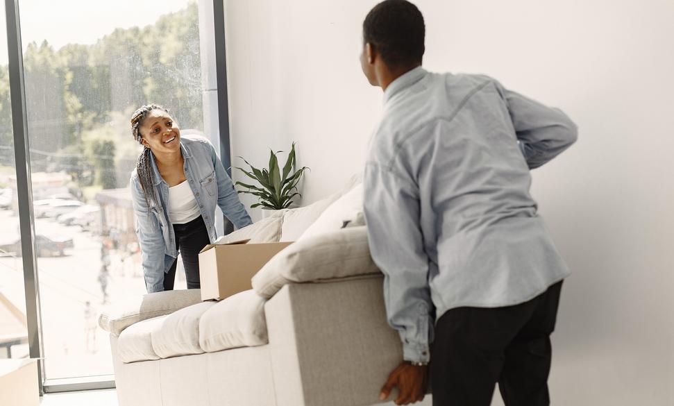 are movers worth it, are, movers, worth, it, why should you hire movers, why, hire, is it worth it to hire movers, how much do movers cost, pay mover per hour, how much, movers cost, cost, cross country, furniture movers near me