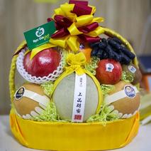 Giỏ hoa quả nhập khẩu đẹp Ngọc Châu fruits