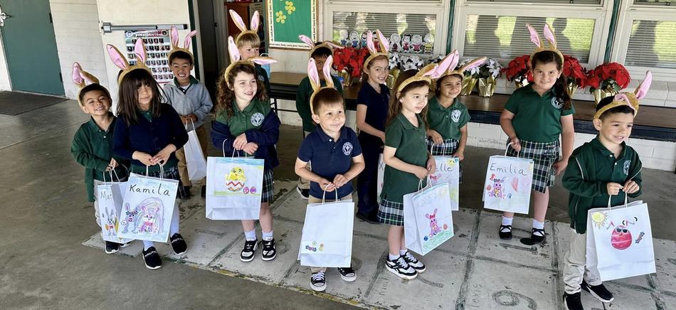 Young children fready for Easter Egg Hunt