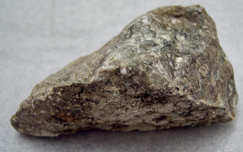 fluorescent SCHEELITE, QUARTZ, CLINOZOISITE - Trumbull (Old Mine Park), Fairfield County, Connecticut, USA - for sale