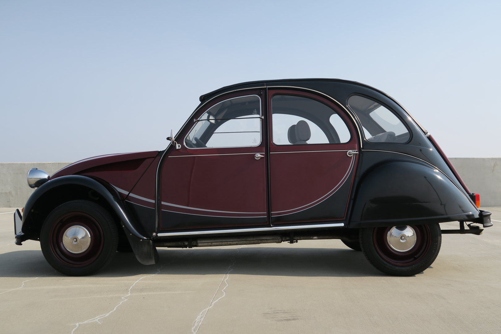 504-028 FX 1/24 シトロエン 2CV 6 Charleston Buy 1/24 Citroen 2CV Charleston online for 42,95€ | AK