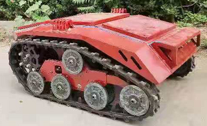 tank robot in model DL-S-85 a type of robot platform for patrol and inspection