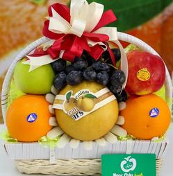 Giỏ hoa quả nhập khẩu tại Thụy Khuê