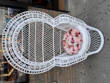 wicker chair for rent