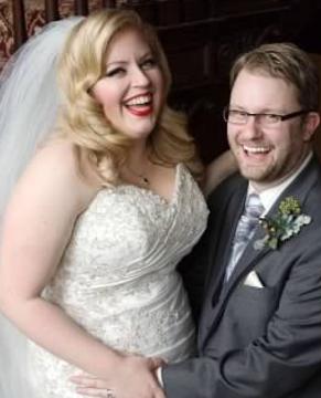 Marriage ceremony at Semple Mansion in Minneapolis Minnesota