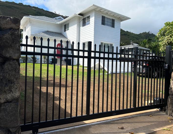 Aluminum Gates Oahu, Custom Gates Hawaii, Sliding Gates Honolulu, Driveway gates Oahu, Automatic Gates Oahu