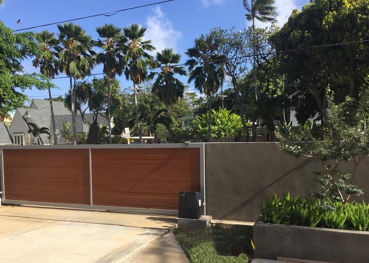 Island Style Gates, Aluminum gates Hawaii, Driveway gate Honolulu, Privacy Gates Oahu, Custom Gates Oahu, Automatic Gates Hawaii