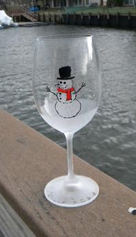 How to make Easy DIY Etched wine glasses. www.DIYeasycrafts.com