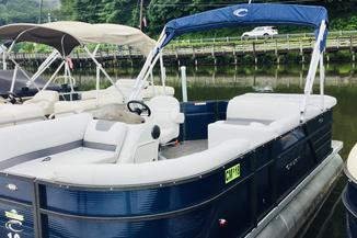 lake lure boat slip rental