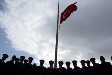 10 Kasım subaylar Mehmet Gezer