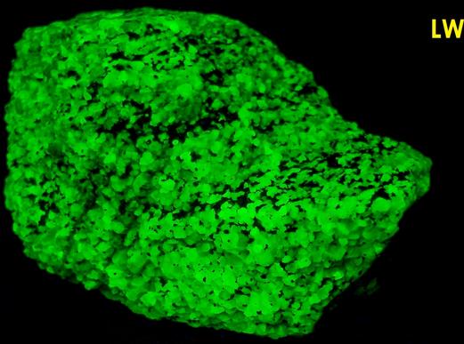 SW LW fluorescing WILLEMITE, FRANKLINITE - Franklin Mine, Franklin, Franklin Mining District, Sussex County, New Jersey, USA