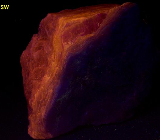 fluorescent TREMOLITE and CLINO-SUENOITE / ANTHOPHYLLITE - Balmat, Balmat–Edwards Zinc District, St. Lawrence County, New York, USA