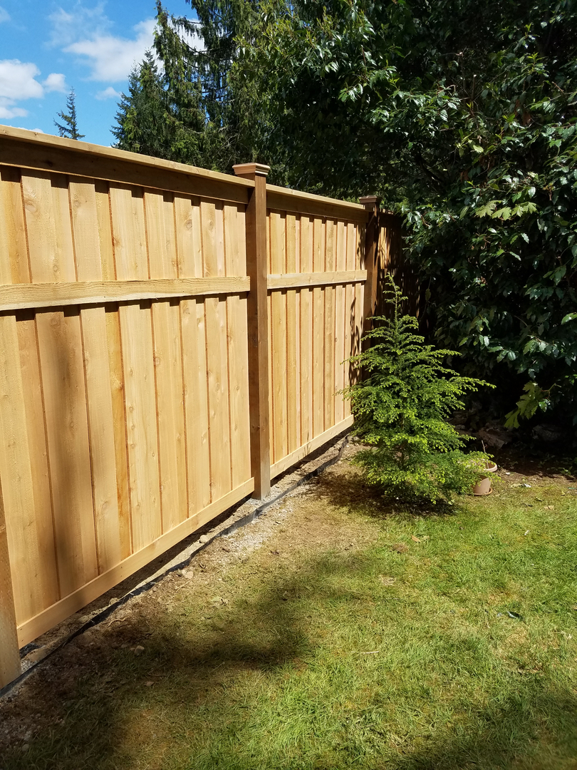 Beautiful and Affordable DIY Lattice Fence Topper