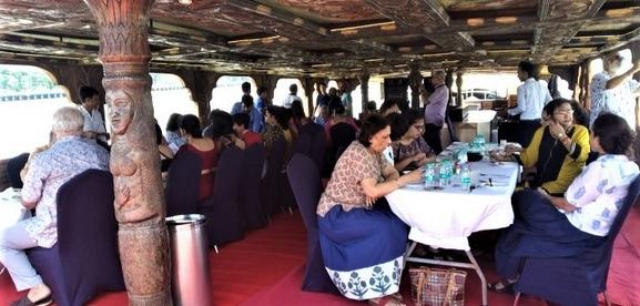 boat tour in kolkata