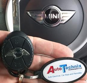 Picture of a Mini 3 button EWS remote key
