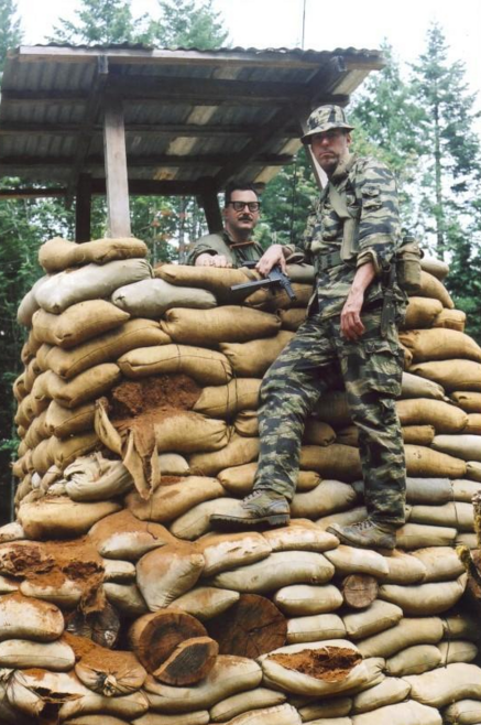 US Army Tiger Stripes LRRP soldier with M76 Vietnam