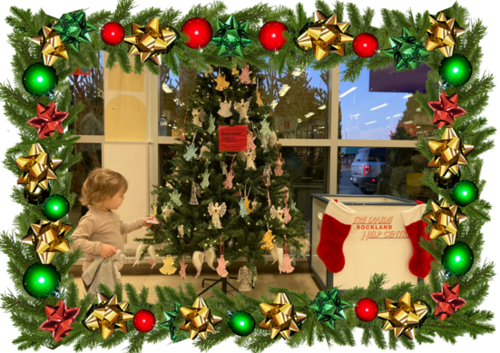 Enfant devant l’arbre des anges