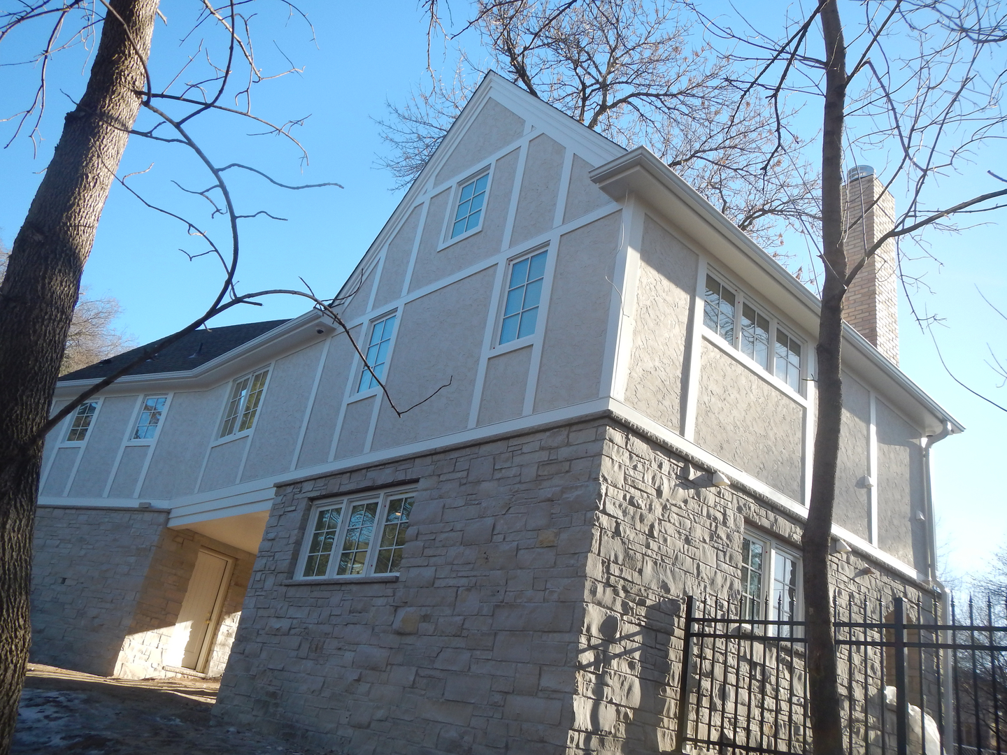 20 Attached Guest House Addition - View 7