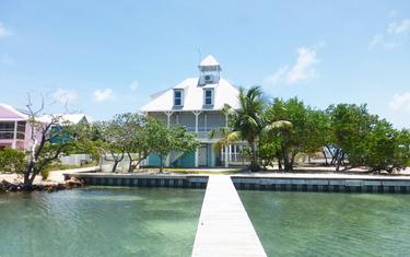 Four Bedroom Waterfront Home on Caye Caulker