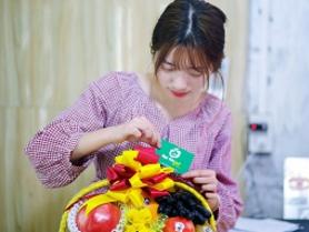 Giỏ hoa quả nhập khẩu làm quà biếu đẹp
