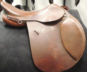 Aiken Tack Exchange - $1,495.00 2007 Custom Saddlery Advantage Dressage  Saddle, 18 Seat, Adjustable Tree, Wool Flocked Panels, Buffalo Leather  🤠🐎 Click here for more information and photos