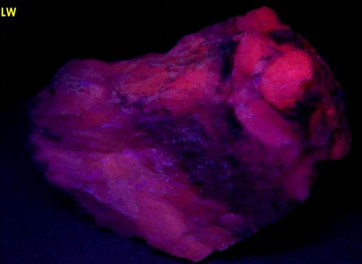 fluorescent Calcite, Todorokite - Medford quarry (Redland Genstar), Medford, near Westminster, Carroll County, Maryland, USA