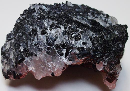 SCHORL TOURMALINE, white QUARTZ - Newark, New Castle County, Delaware, USA