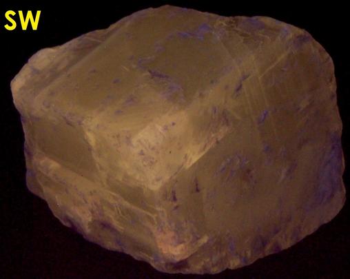 fluorescent CALCITE - Harlowton, Wheatland County, Montana, USA