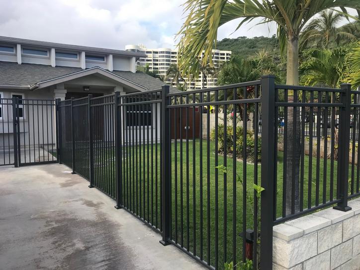 aluminum fence and gates