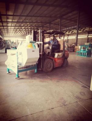 Loading Uganda 50T/24h maize milling plant