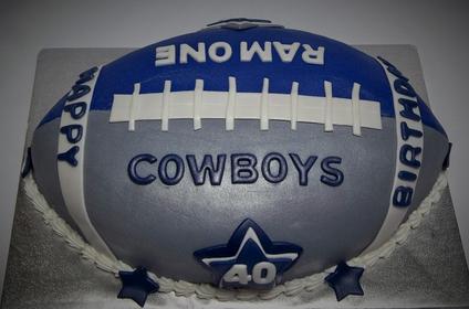 sports cake dallas cowboys