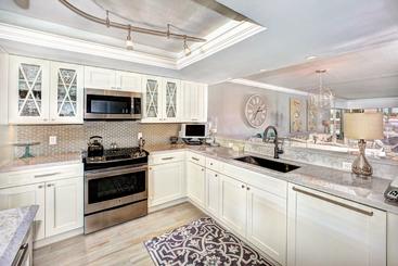 Kitchen Cabinets In Naples Alley Design To Build