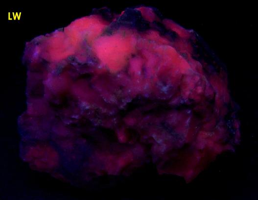 fluorescing Calcite, Chalcopyrite, Leadhills, South Lanarkshire, Strathclyde (Lanarkshire), Scotland, United Kingdom, ex R.Eisenman "Highland Rock"