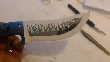 DIY Leaf spring knife with metal etched flames and a handle made from firewood. FREE step by step instructions. www.DIYeasycrafts.com