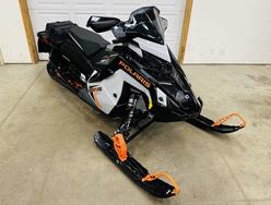 Matryx 850 Indy Adventure 137 7S Warranty LOW MILES