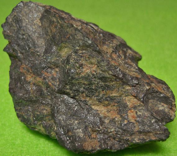 Black Magnetite, green Antigorite, high Cr2O3, TiO2 and ZrO2, Rock Springs Iron Mine, Fulton Township, State Line Chromite District, Lancaster County, Pennsylvania, USA