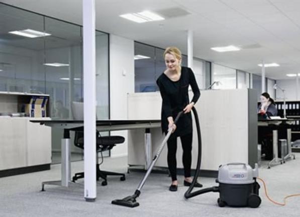 Best Office Vacuuming Service in Omaha NE | Price Cleaning Services Omaha