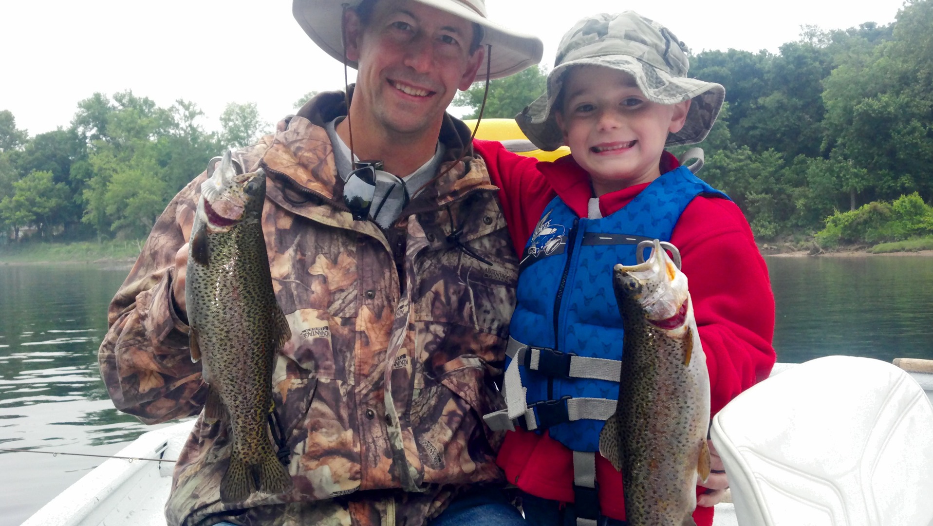 Jerkbait Fishing Lake Taneycomo with Guide John Sappington and