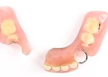 rèparation prothèse 1 heure Brossard-Laprairie, 1 hour denture repair Brossard-Laprairie