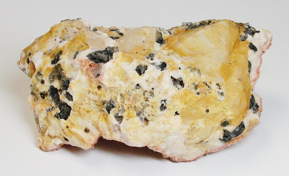 BARYTE with fluorescent CERUSSITE crystals Mibladen mining district Morocco