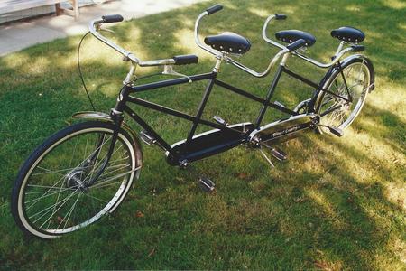 Schwinn triplet online bike