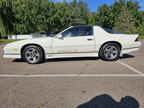 1987 Chevrolet Camaro IROC Z28